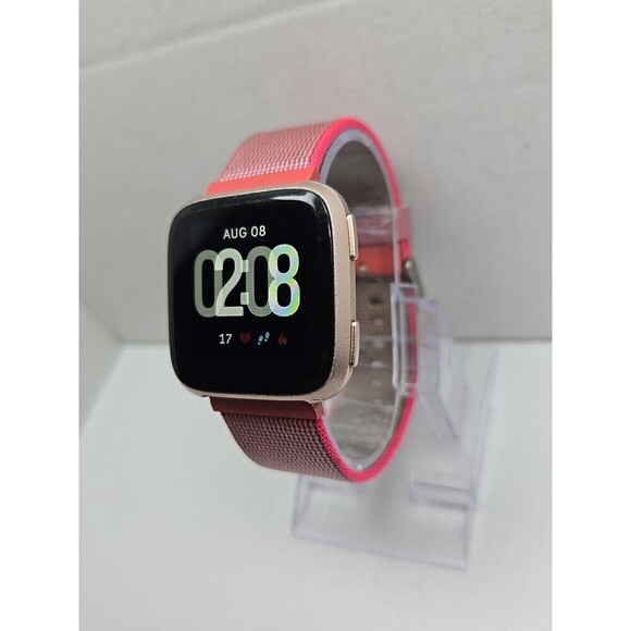 Fitbit Versa FB504 Smartwatch Fitness Heart Rate Bluetooth Extr Bands No Charger - Picture 2 of 11